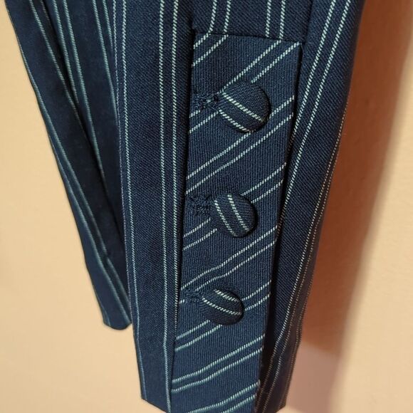 Chico’s Pinstripe Brigette Pants Ankle Buttons Pull On Stretch sz 2/L - Picture 3 of 6